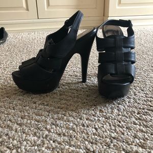 Black strappy heel